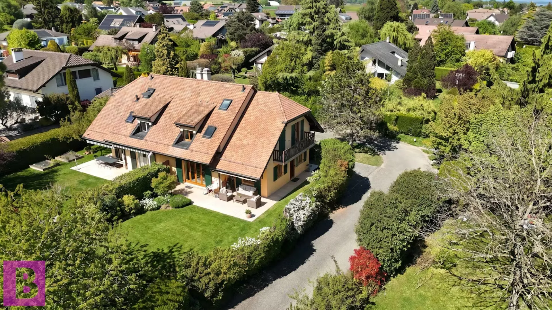 Maison jumelée 5,5 pièces à Commugny