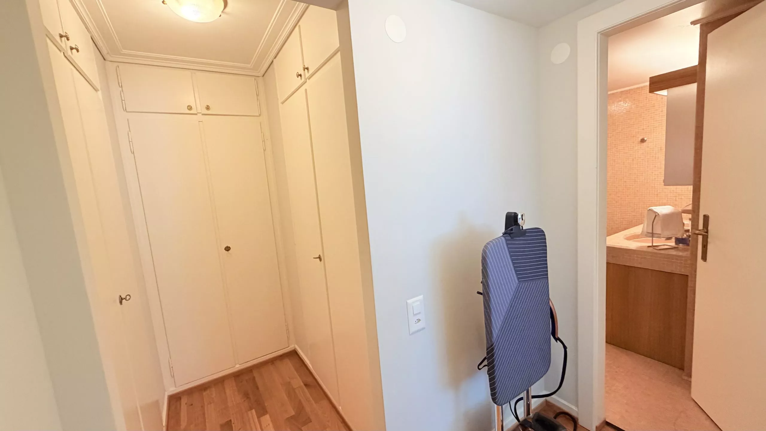 Closet 1
