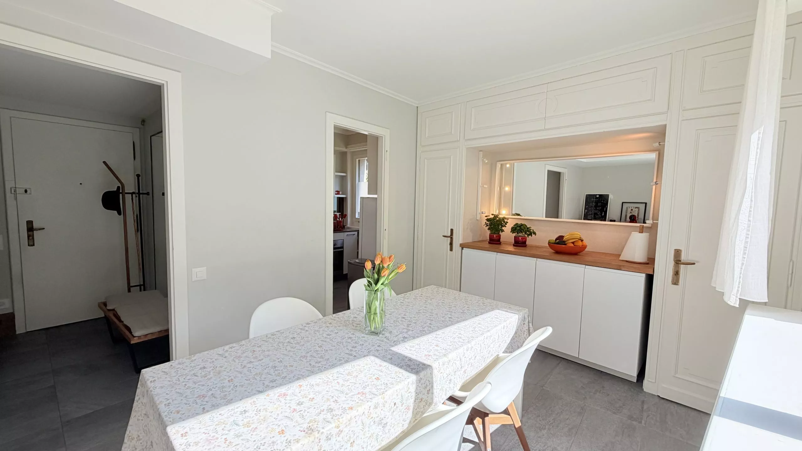 Dinning Room 3