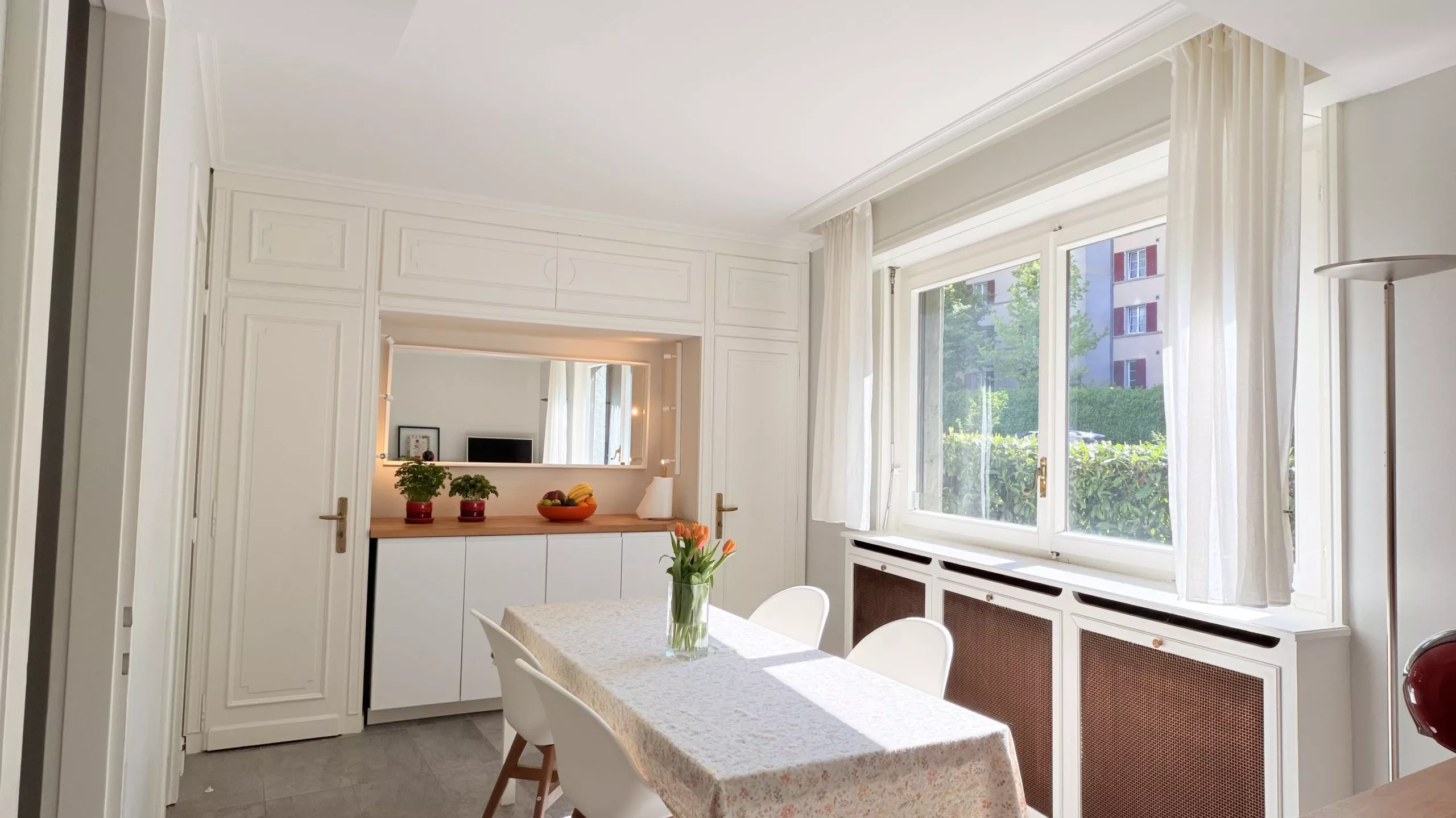 Dinning room 2